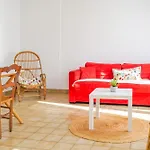Maison De 7 Personnes Avec Jardin Tres Agreable 度假居 莱萨布勒-多洛讷