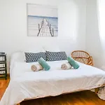 Maison De 7 Personnes Avec Jardin Tres Agreable 度假居 *