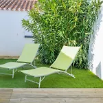 度假居 Maison De 7 Personnes Avec Jardin Tres Agreable 莱萨布勒-多洛讷