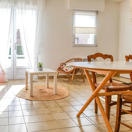 Vakantiehuis Maison De 7 Personnes Avec Jardin Tres Agreable Les Sables-dʼOlonne