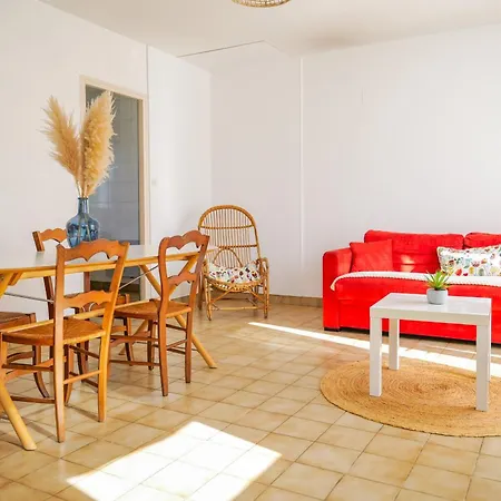 Holiday home Maison De 7 Personnes Avec Jardin Tres Agreable Les Sables-d'Olonne