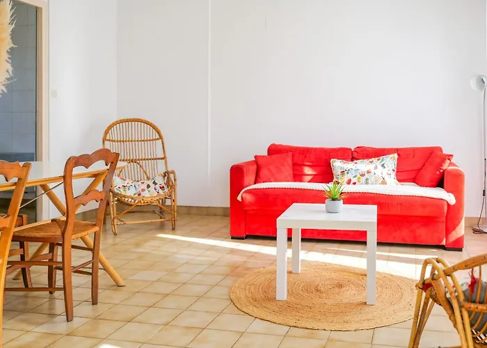 Maison De 7 Personnes Avec Jardin Tres Agreable Nyaraló Les Sables-dʼOlonne